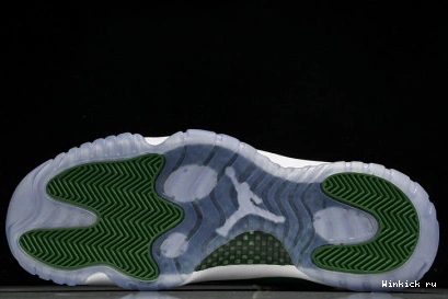 11 Jordan Air high 1205